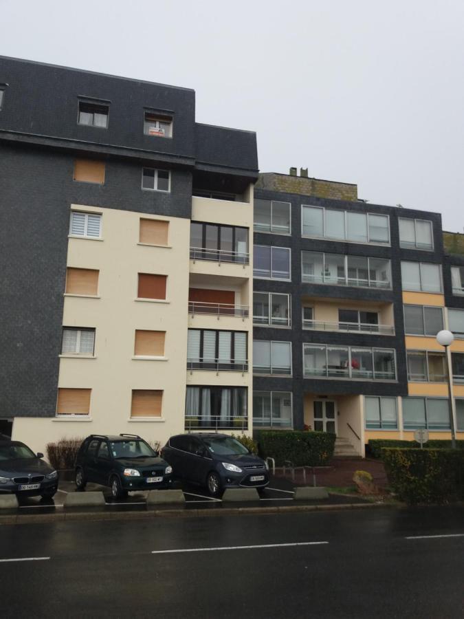 La Tete Dans Les Nuages, Les Pieds Dans L'Eau Apartment Courseulles-sur-Mer Exterior photo